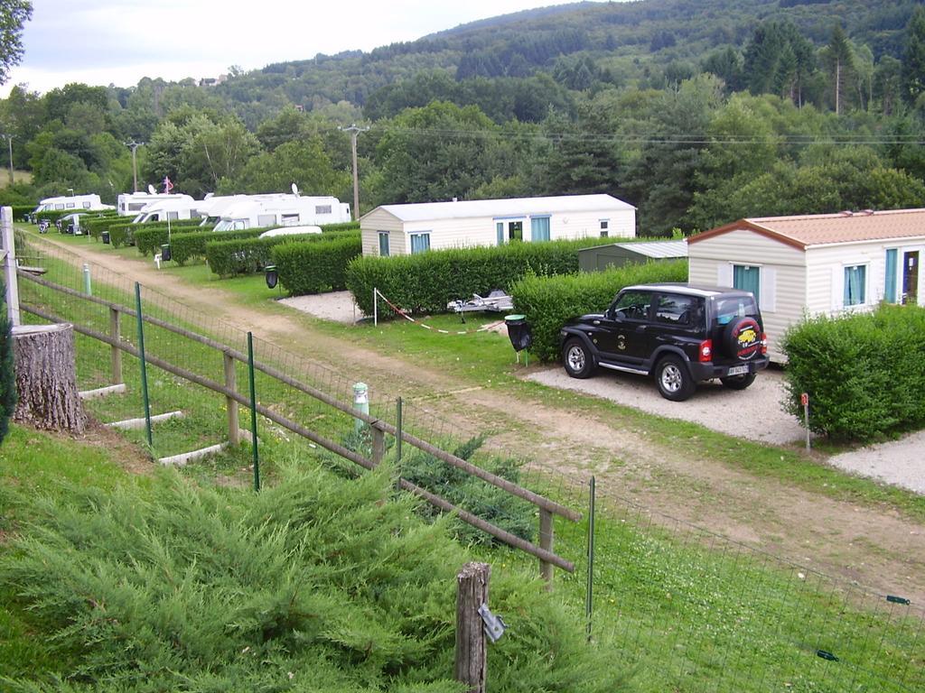 Camping " Le Grun De Chignore" Vollore-Ville ภายนอก รูปภาพ