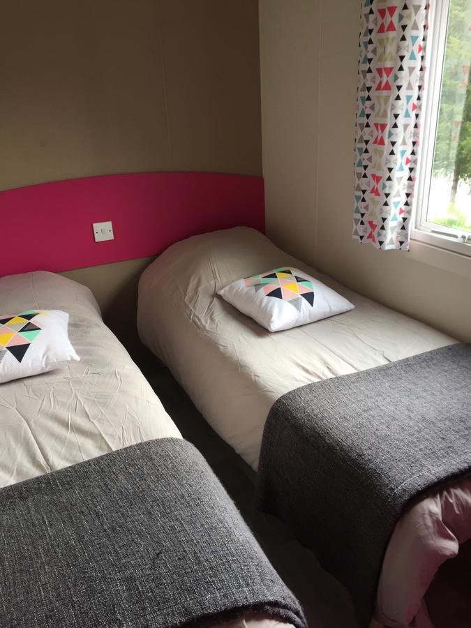 Camping " Le Grun De Chignore" Vollore-Ville ภายนอก รูปภาพ